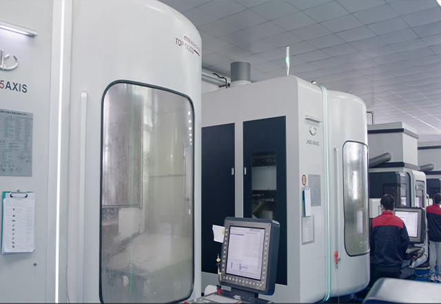 M&aacute;y CNC 5 trục