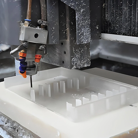 Li&ecirc;n tục tạo mẫu: Hướng dẫn chiến lược về CNC, đ&uacute;c v&agrave; đ&uacute;c